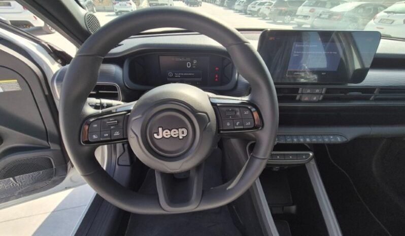 
								Jeep AVENGER MHEV DCT LONGITUDE 2026 completo									
