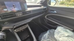 
										Jeep AVENGER MHEV DCT LONGITUDE 2026 completo									