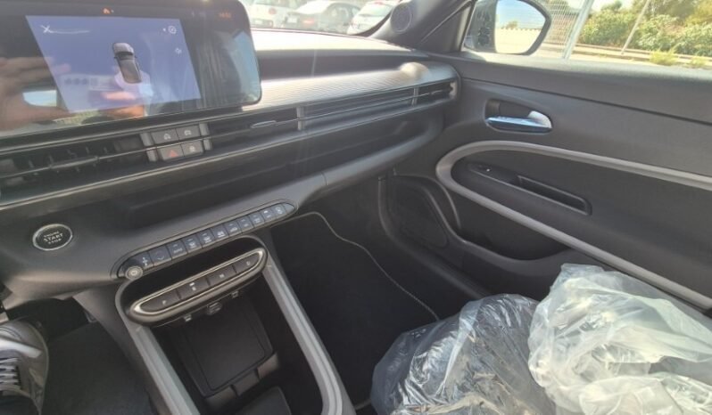 
								Jeep AVENGER MHEV DCT LONGITUDE 2026 completo									