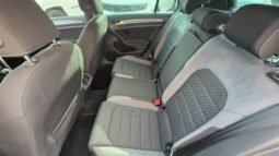 
										Volkswagen GOLF VII TDI R-LINE 2017 completo									