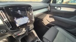 
										VOLVO XC40 B3 AUTOMATICO ESSENTIAL 2024 completo									