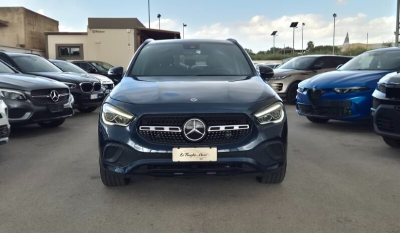 
								Mercedes GLA 200D AUT. EXECUTIVE 2021 completo									