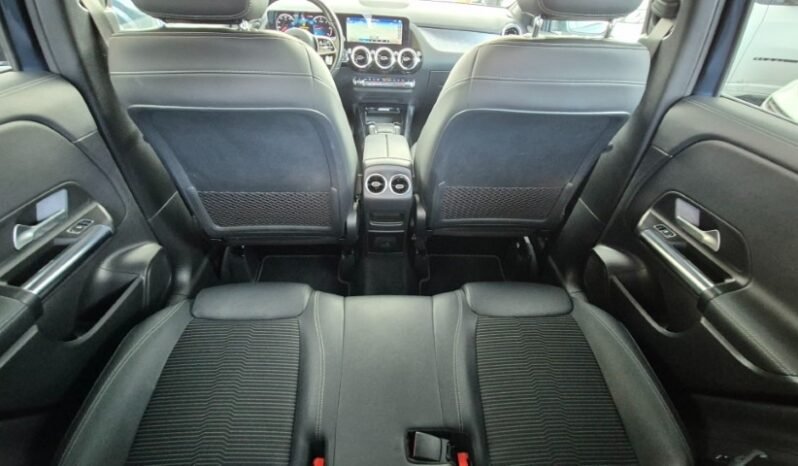 
								Mercedes GLA 200D AUT. EXECUTIVE 2021 completo									
