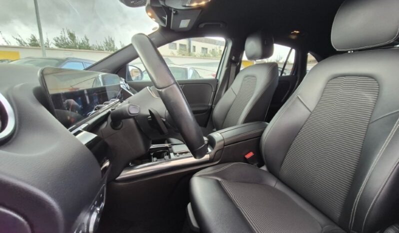 
								Mercedes GLA 200D AUT. EXECUTIVE 2021 completo									