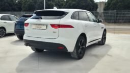 
										Jaguar F-PACE AUT. R-SPORT 2016 completo									