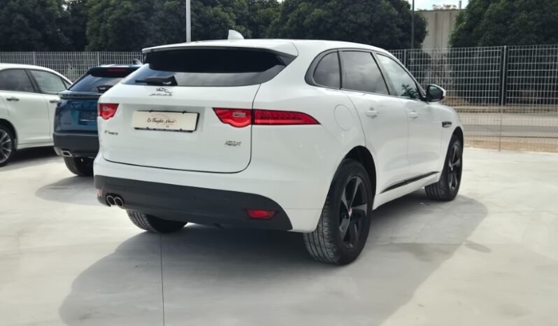 
								Jaguar F-PACE AUT. R-SPORT 2016 completo									