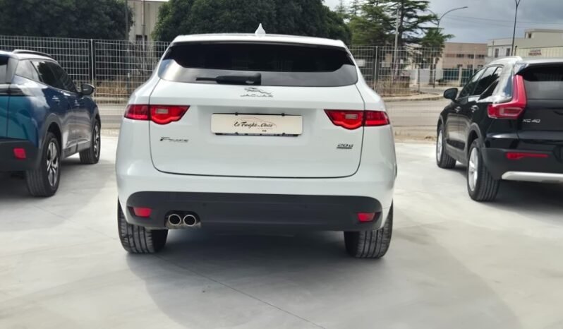 
								Jaguar F-PACE AUT. R-SPORT 2016 completo									