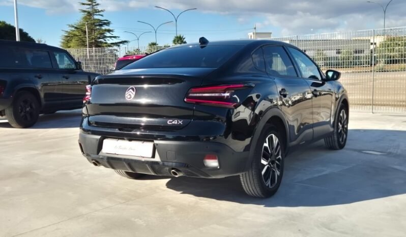 
								Citroen C4 X EAT8 MAX 2025 completo									
