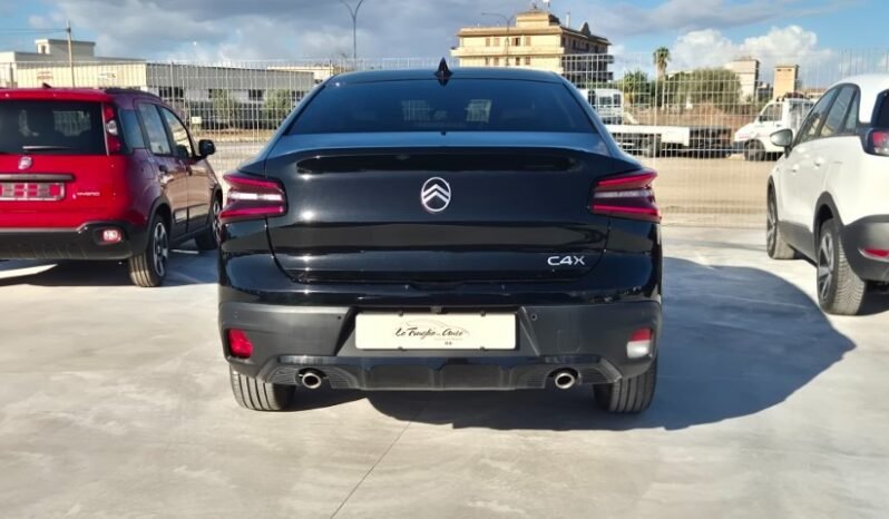 
								Citroen C4 X EAT8 MAX 2025 completo									