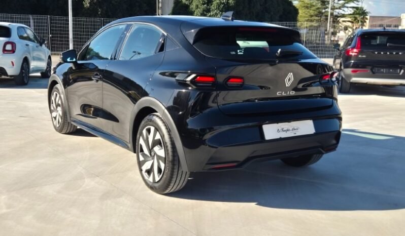 
								Renault CLIO ECO-G EDC EVOLUTION 2026 completo									
