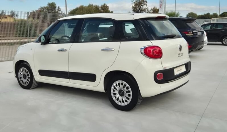 
								Fiat 500L MJT 2016 completo									