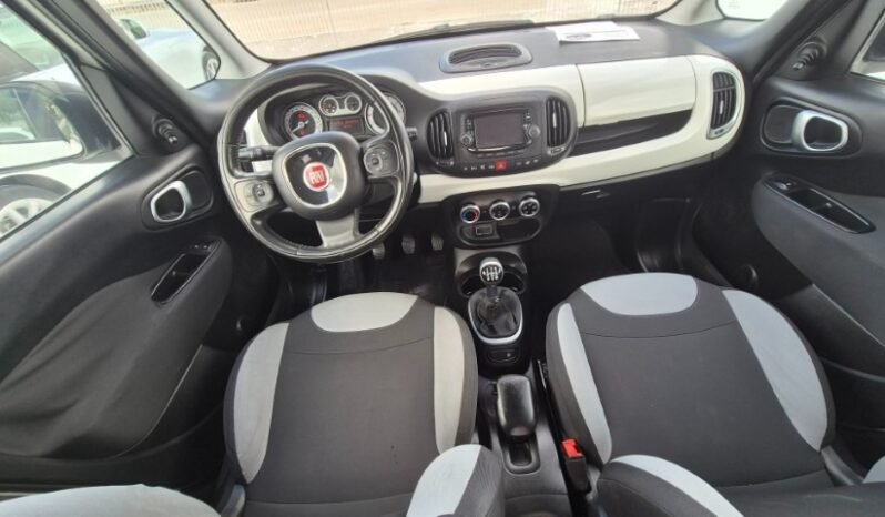 
								Fiat 500L MJT 2016 completo									