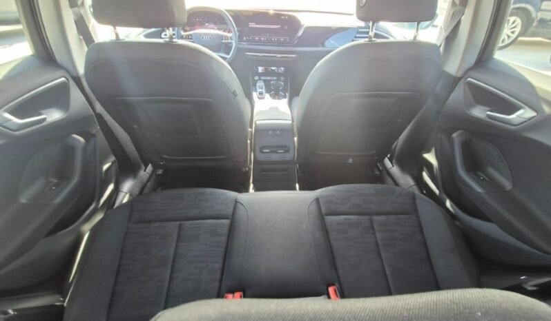 
								Audi A5 MHEV S-TONIC BUSINESS ADVANCED 2025 completo									